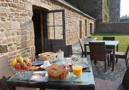 & Domaine De La Garaye Bed & Breakfast Dinan