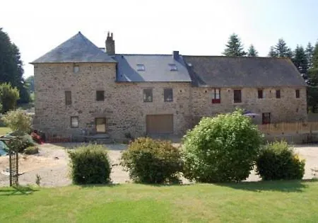 & Domaine De La Garaye Dinan