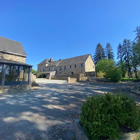& Domaine De La Garaye Bed & Breakfast Dinan